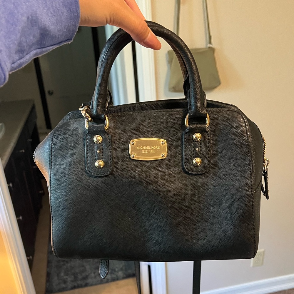 Small Black Michael Kors Crossbody Purse
